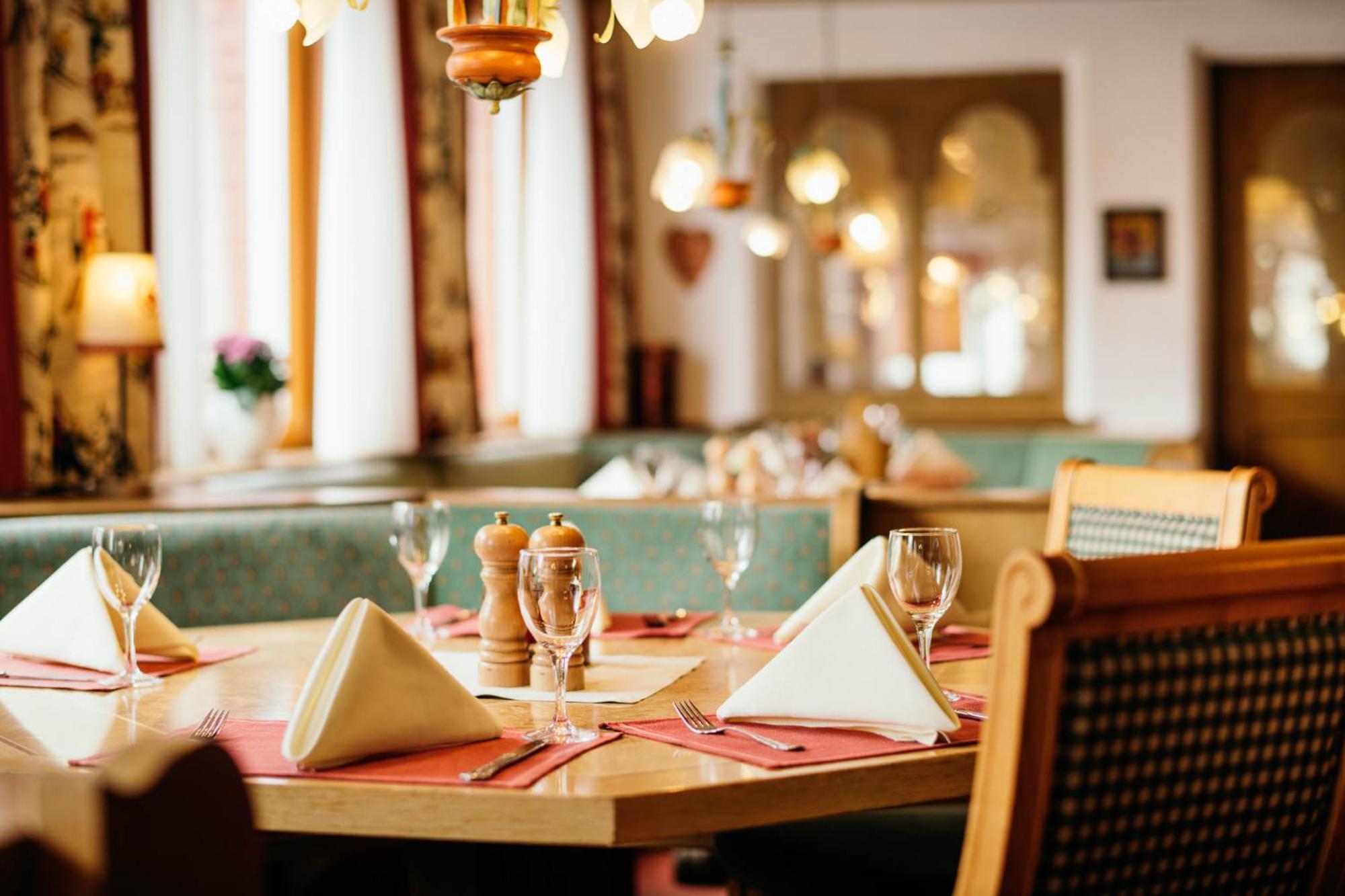 Arlberghaus Hotel Zürs Екстериор снимка